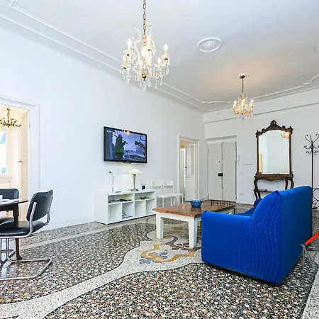 Giglio House By Ml White House