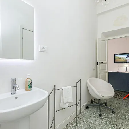 Giglio House By Ml White House Genova